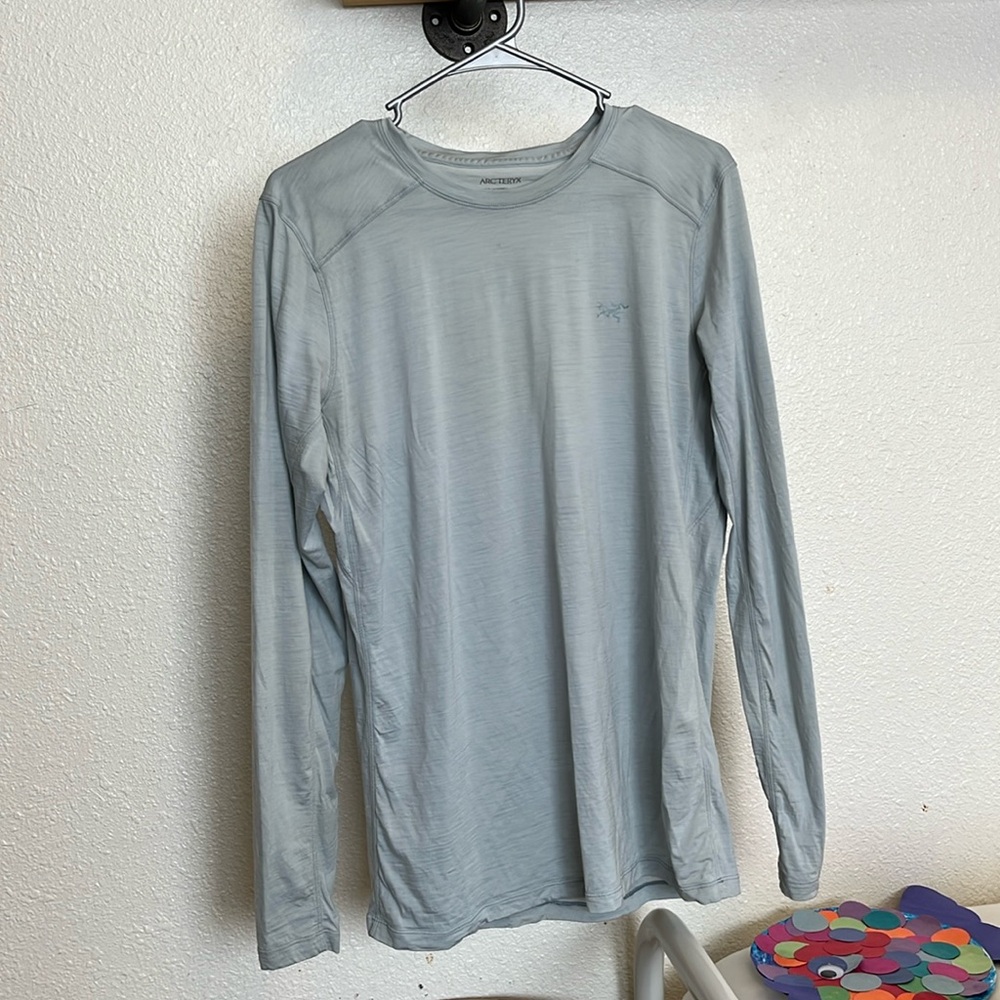 Arcteryx men’s shirt